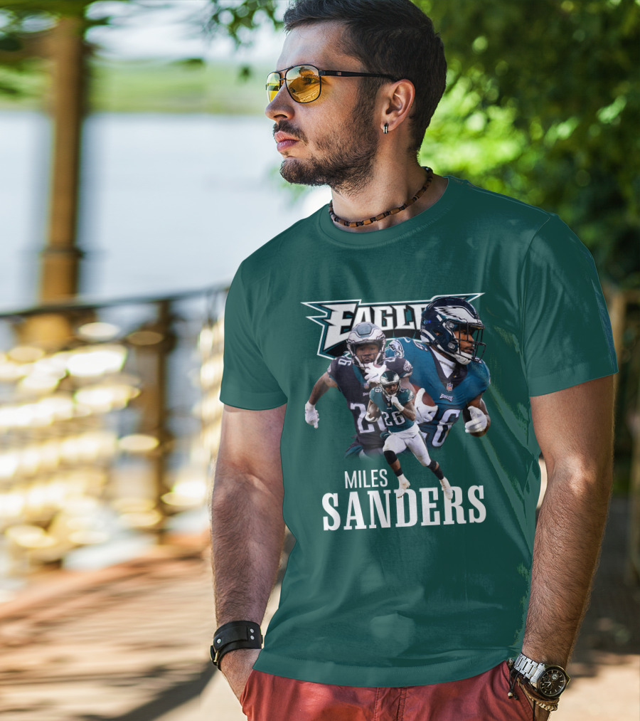 Eagles MS26 Running Back Action Play T-Shirt