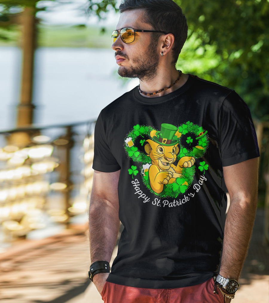Happy St. Patrick's Day Simba With Clover And Hat T-Shirt