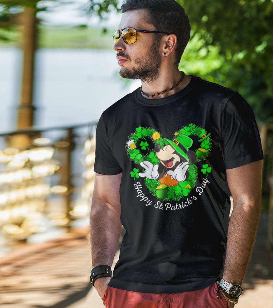 Happy St. Patrick's Day Mickey Mouse Shamrock Green Hat T-Shirt