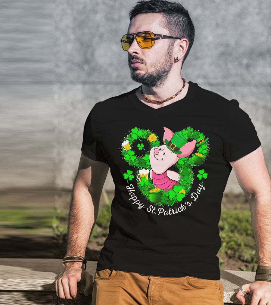 Happy St. Patrick's Day Piglet Shamrocks And Beer T-Shirt