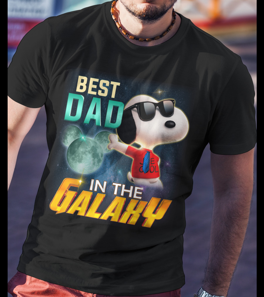 Best Dad IN The Galaxy Snoopy E Cool T-Shirt