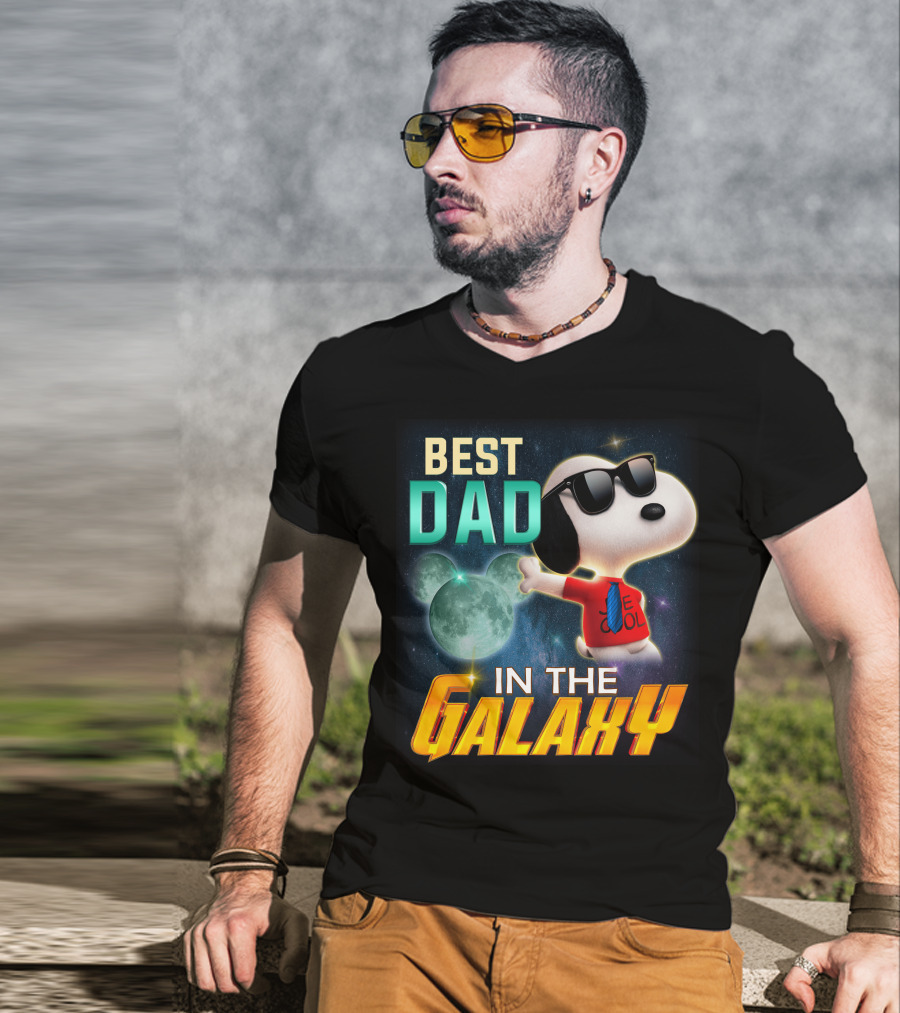 Best Dad IN The Galaxy Snoopy E Cool T-Shirt