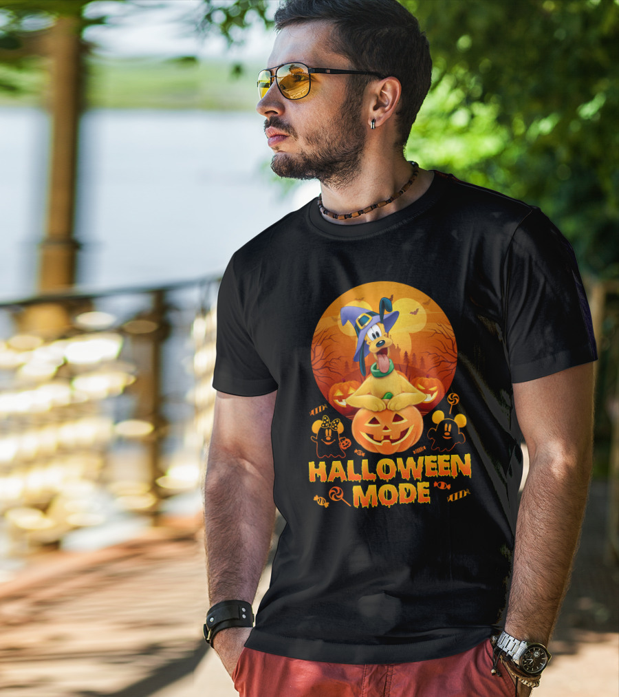 Pluto Halloween Mode With Witch Hat And Pumpkin Decorations T-Shirt