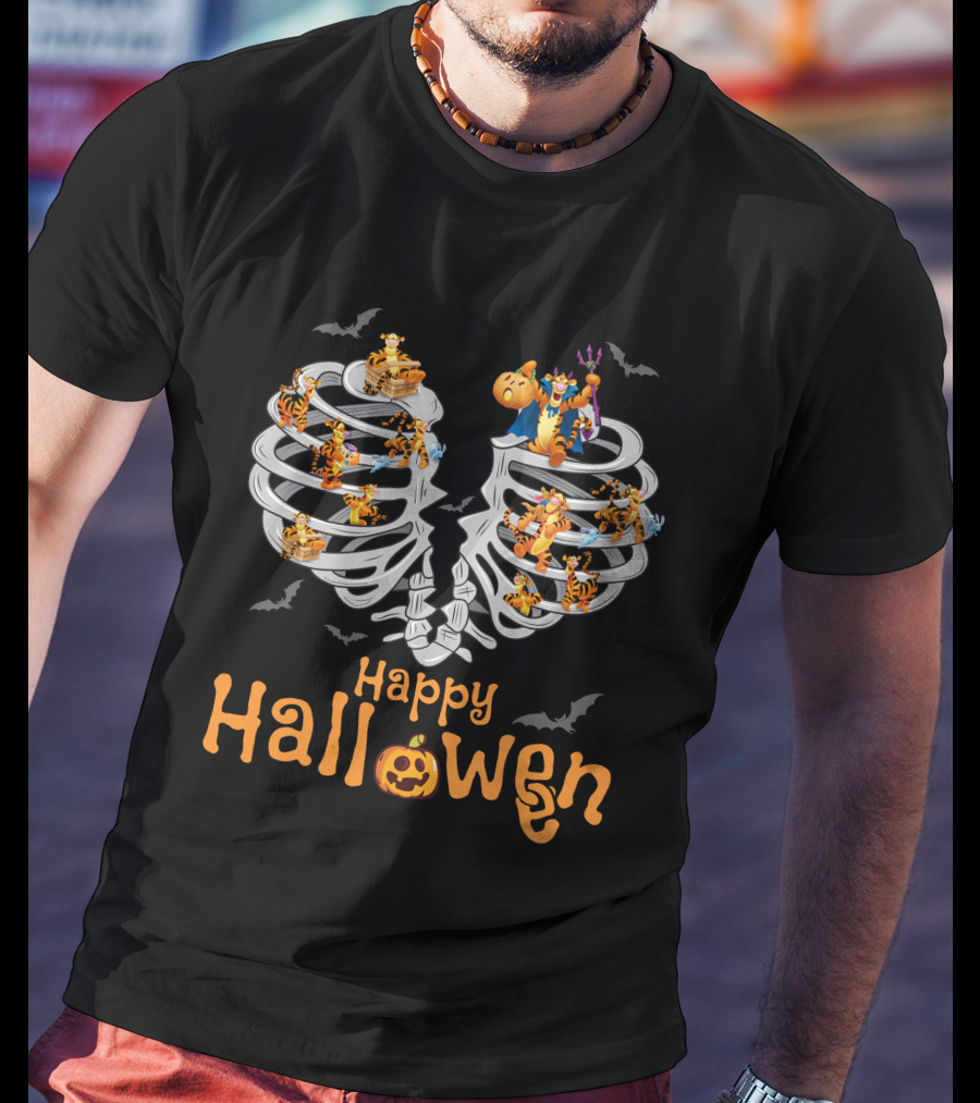Happy Halloween Tigger Skeleton Ribcage Bat Pumpkin T-Shirt
