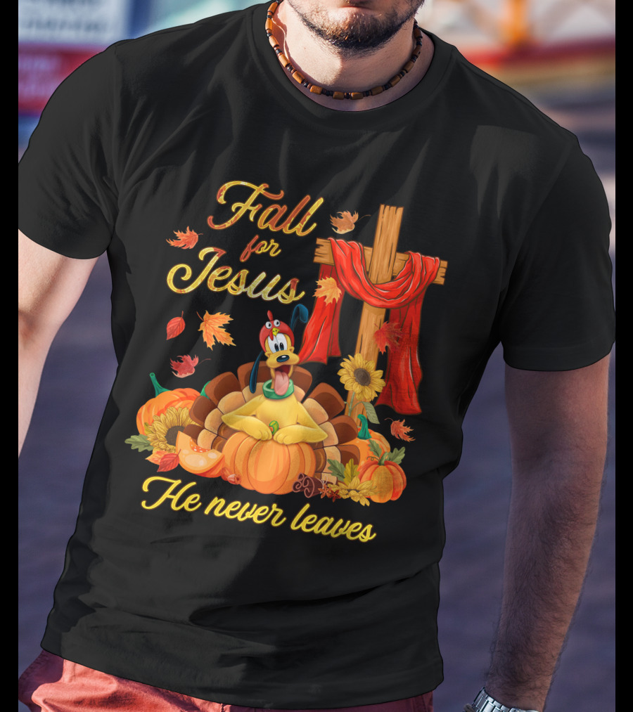 Fall For Jesus He Never Leaves Pluto Thanksgiving Cross Pumpkins T-Shirt