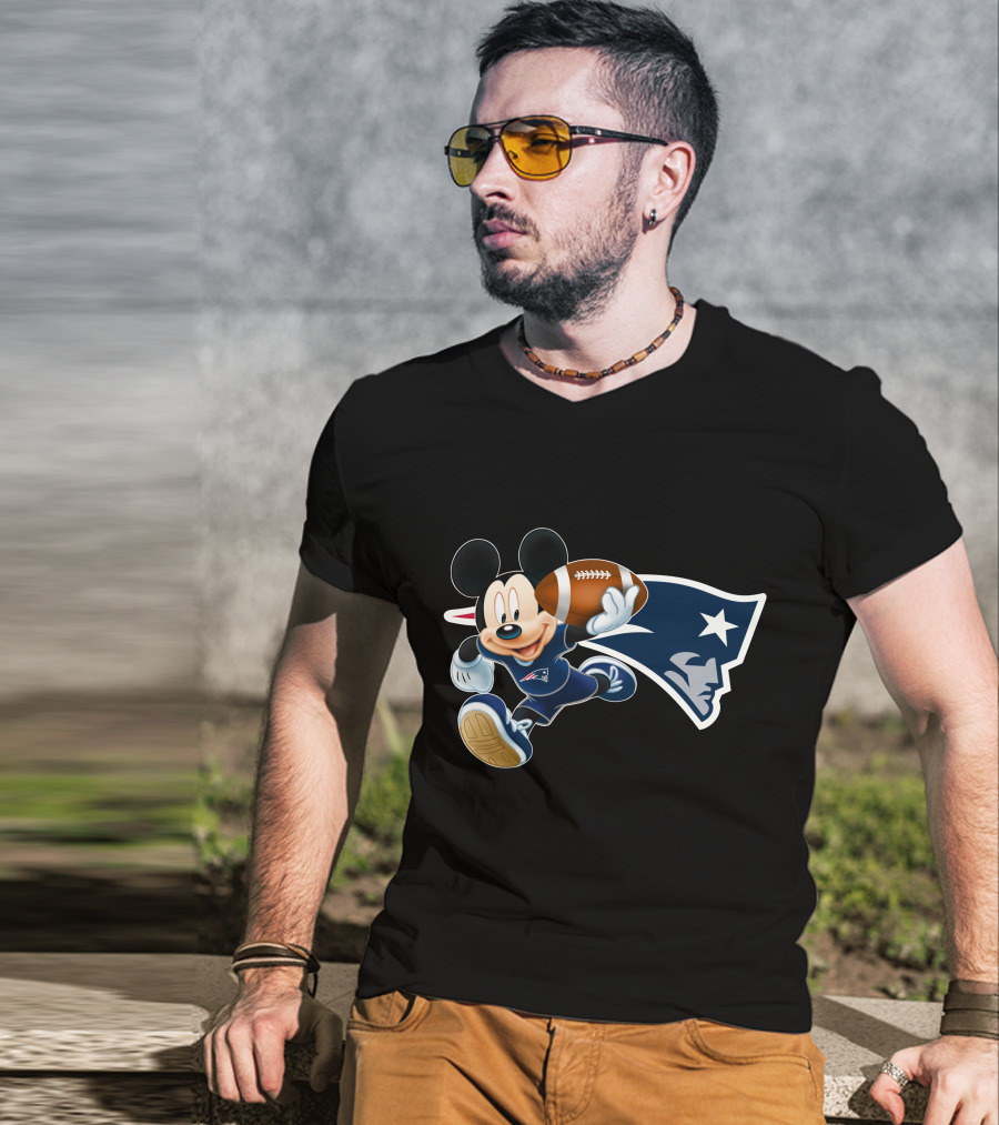 Mickey Mouse New England Patriots Football Character T-Shirt