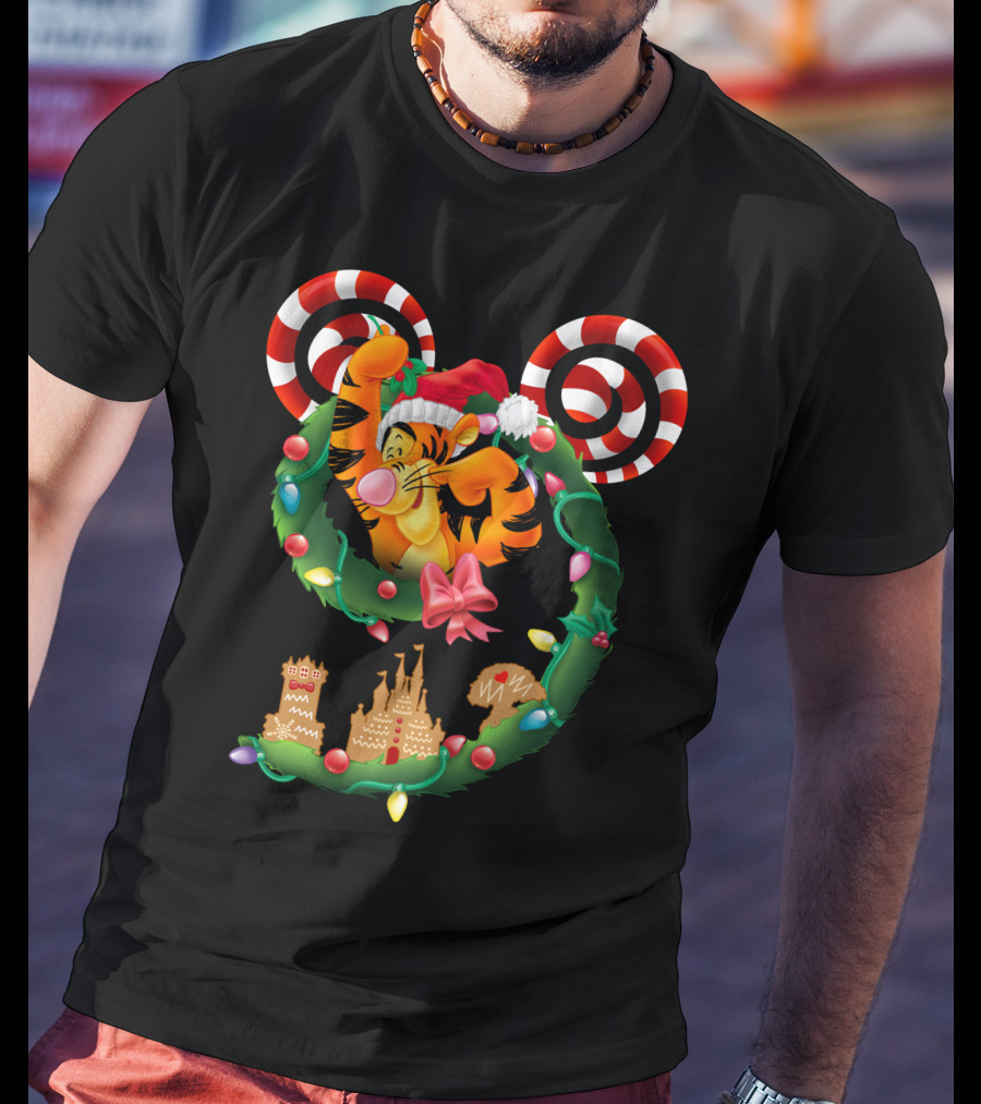Tigger Disney Christmas Wreath Mickey Ears Holiday Castle Gingerbread Cookies T-Shirt