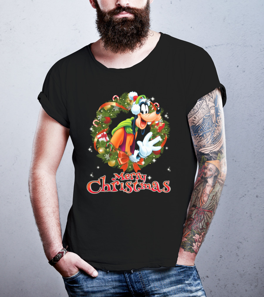 Merry Christmas Goofy Wreath Holiday Celebration T-Shirt
