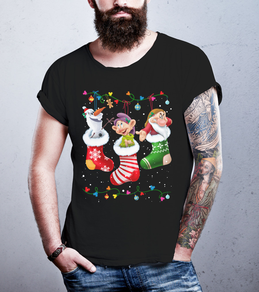 Olaf Dopey Grumpy Christmas Stockings Snowflake Garland T-Shirt