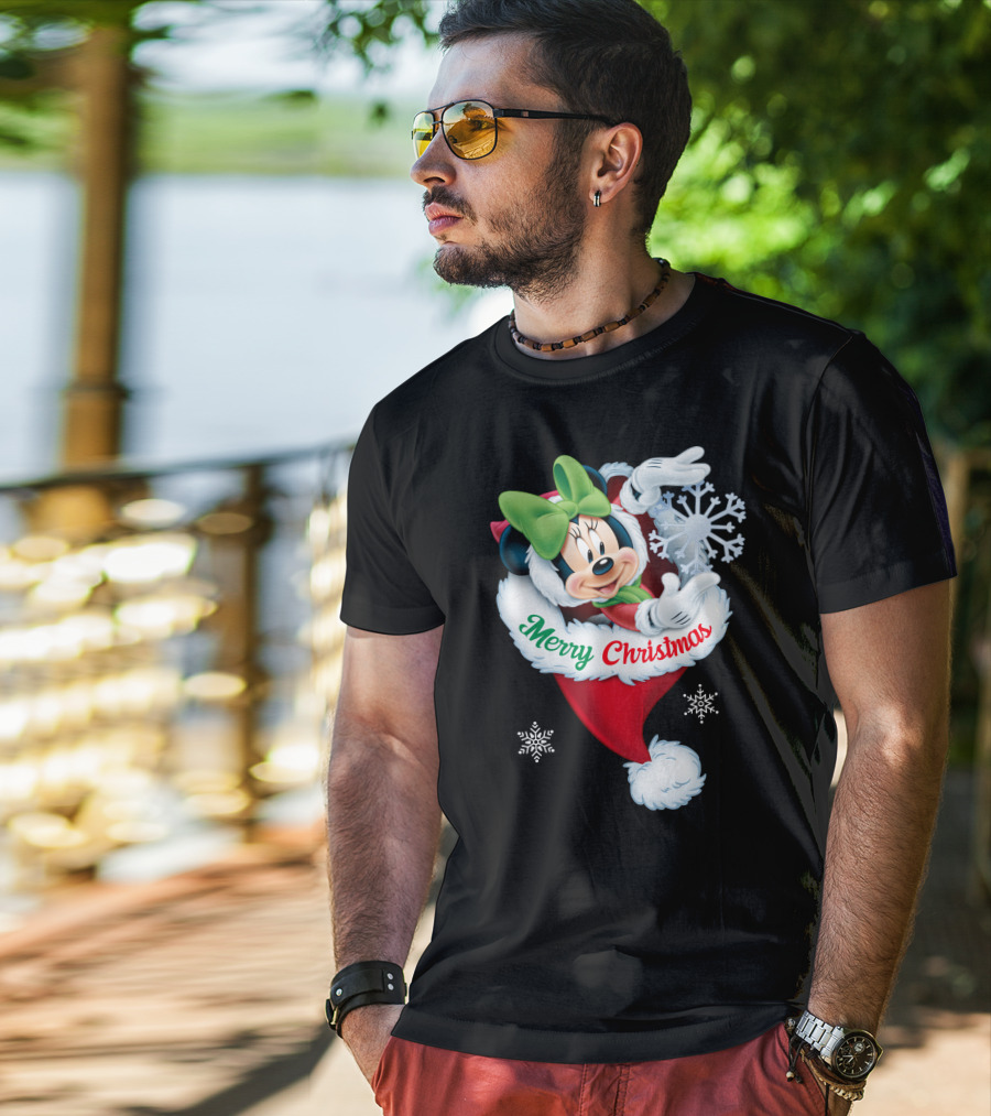 Minnie Mouse Merry Christmas Santa Hat Snowflakes T-Shirt
