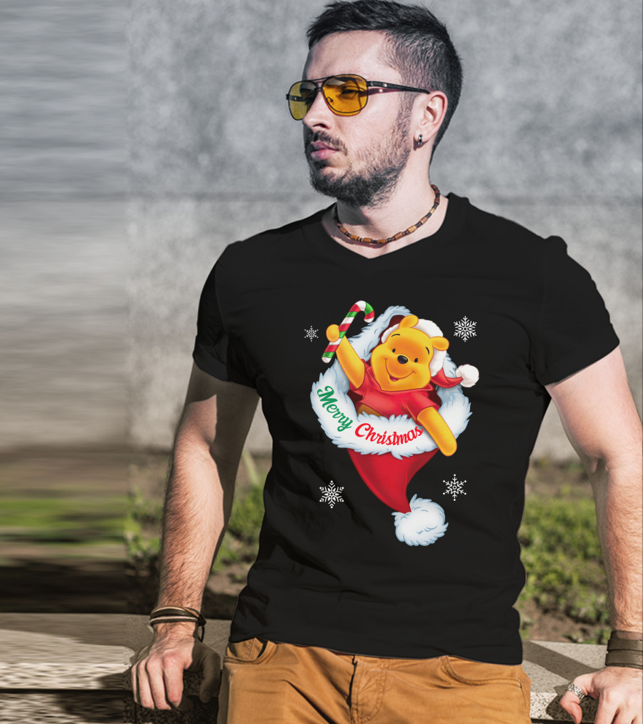 Winnie The Pooh Merry Christmas Santa Hat Candy Cane T-Shirt