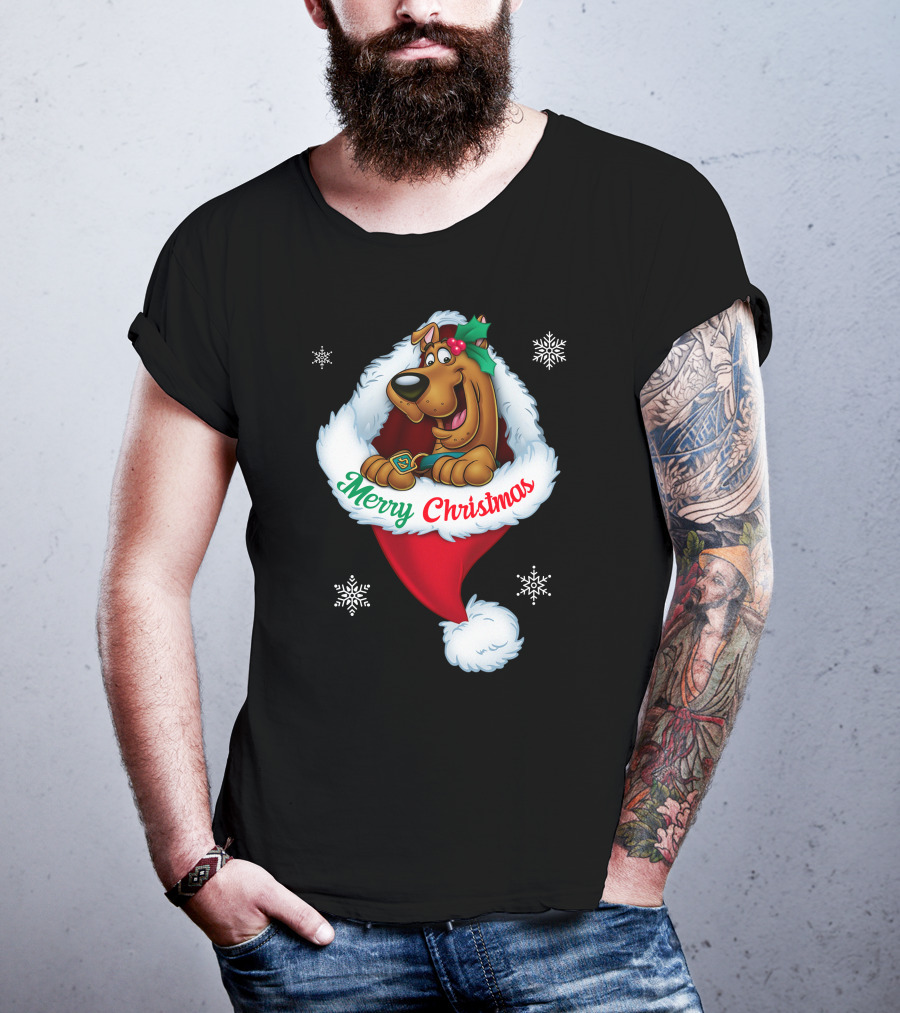 Scooby Doo Merry Christmas Snowflakes Santa Hat T-Shirt