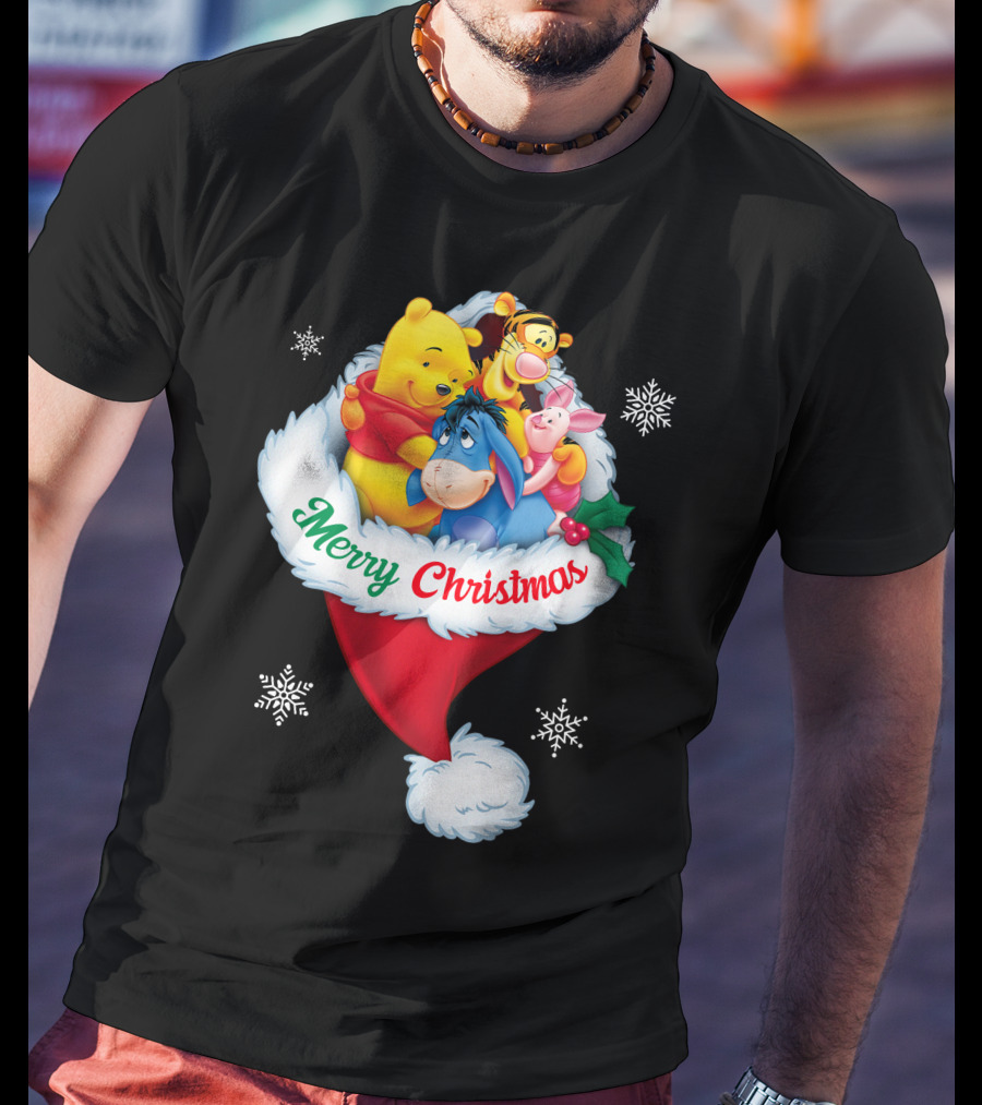 Winnie The Pooh Merry Christmas Santa Hat Snowflakes T-Shirt