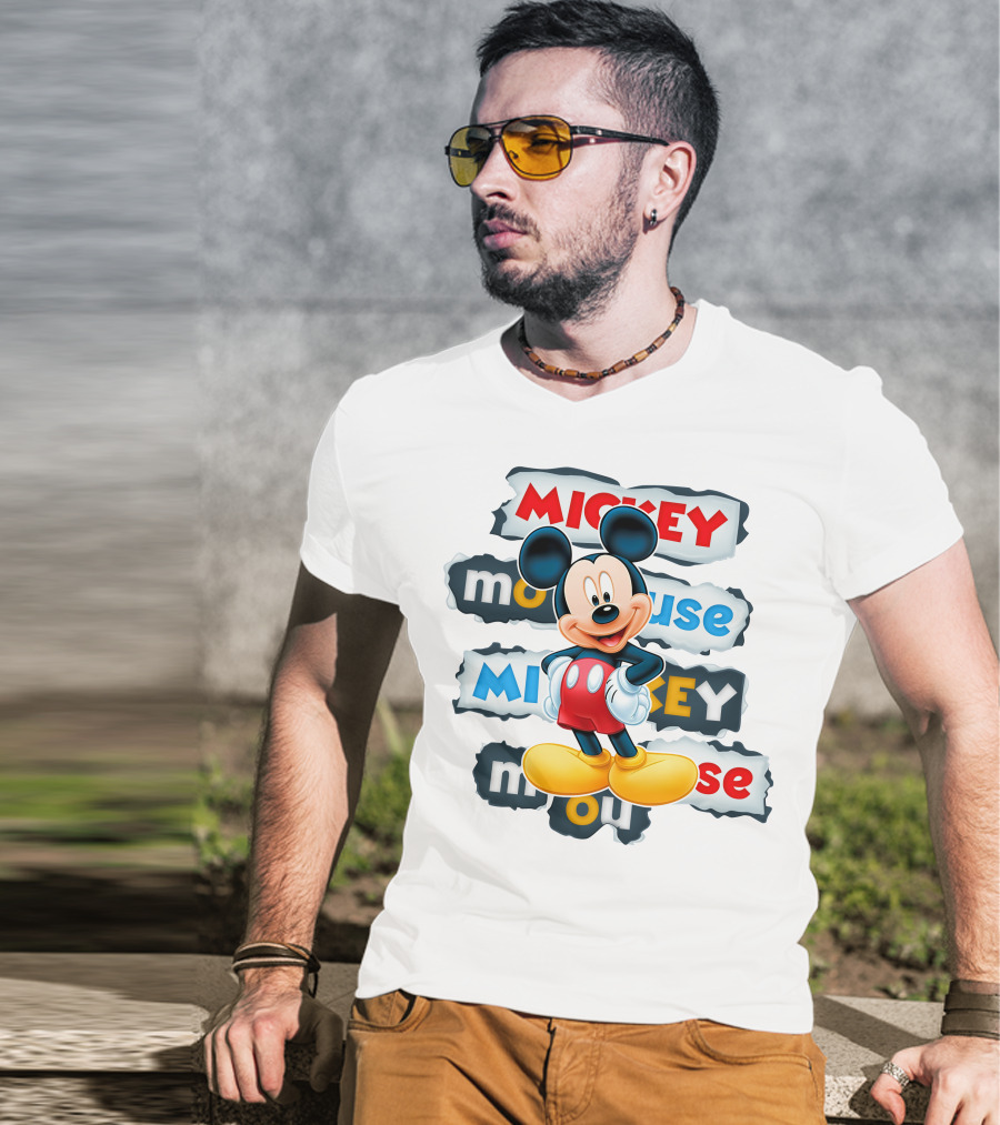Mickey Mouse Classic Cartoon Character Artwork T-Shirt