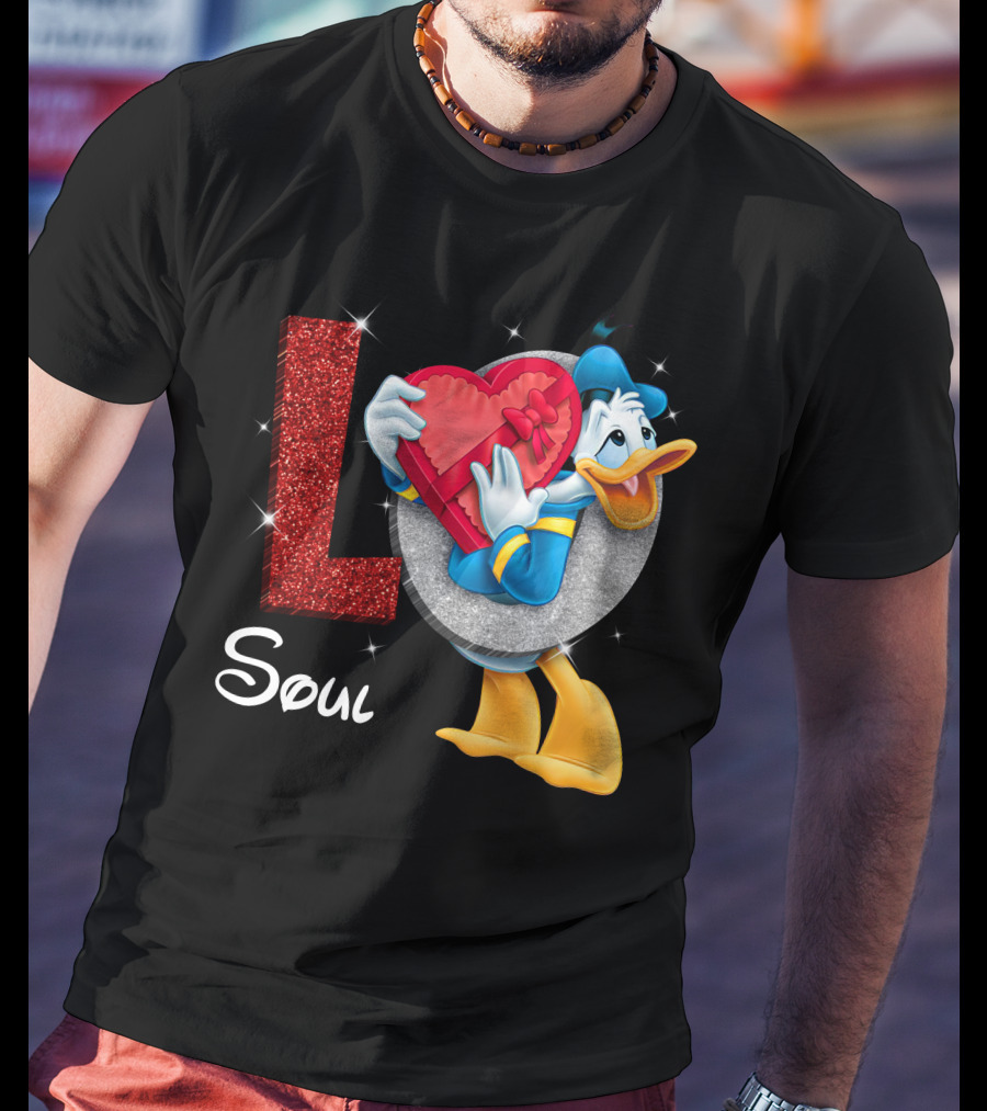 Donald Duck Holding Heart Love Soul T-Shirt