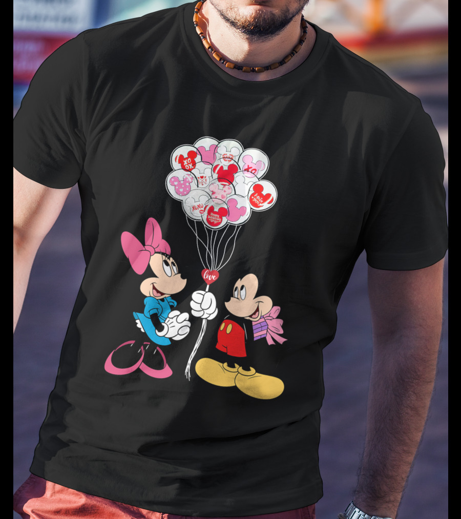 Mickey & Minnie Love Balloons Xo Kiss Me T-Shirt