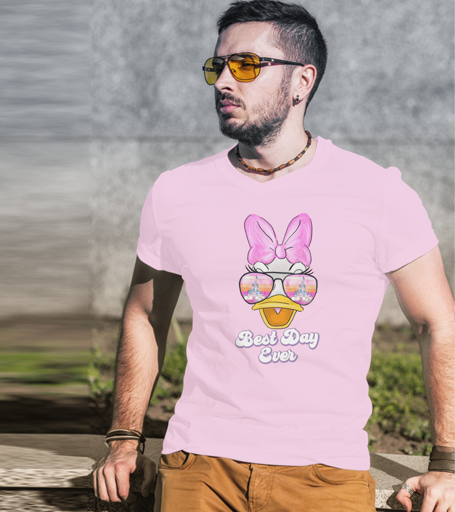 Best Day Ever Daisy Duck Disney Castle Reflection T-Shirt