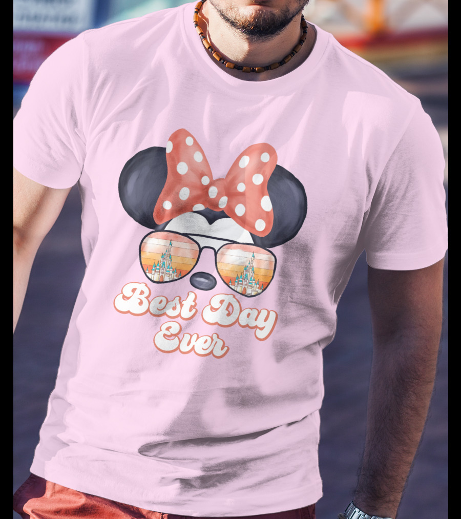 Minnie Mouse Best Day Ever Castle Sunglasses T-Shirt