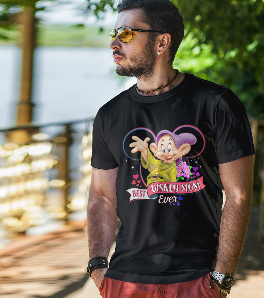 Best Disney Mom Ever With Dopey And Hearts T-Shirt