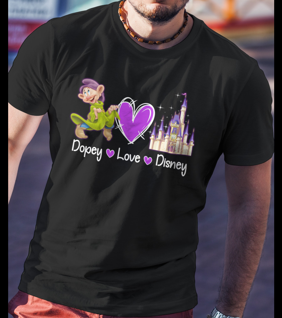 Dopey Love Disney Castle Magic T-Shirt