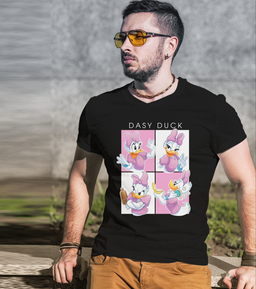 Daisy Duck Four Expressions Pink Outfit Series T-Shirt