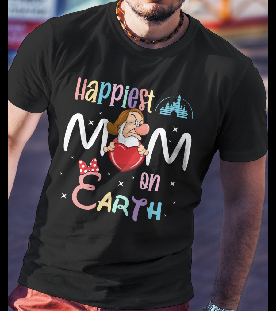 Happiest Mom On Earth Grumpy Dwarf Holding Heart Disney-Inspired T-Shirt