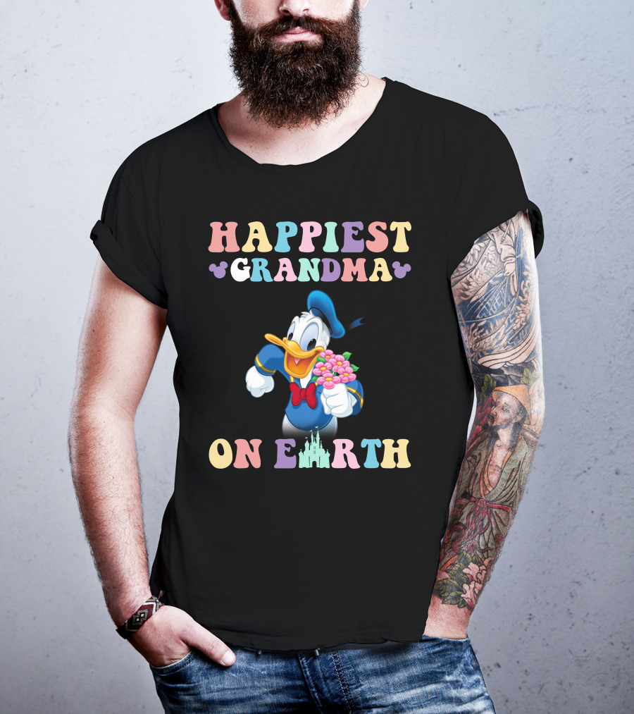 Happiest Grandma On Earth With Donald Duck And Castle T-Shirt