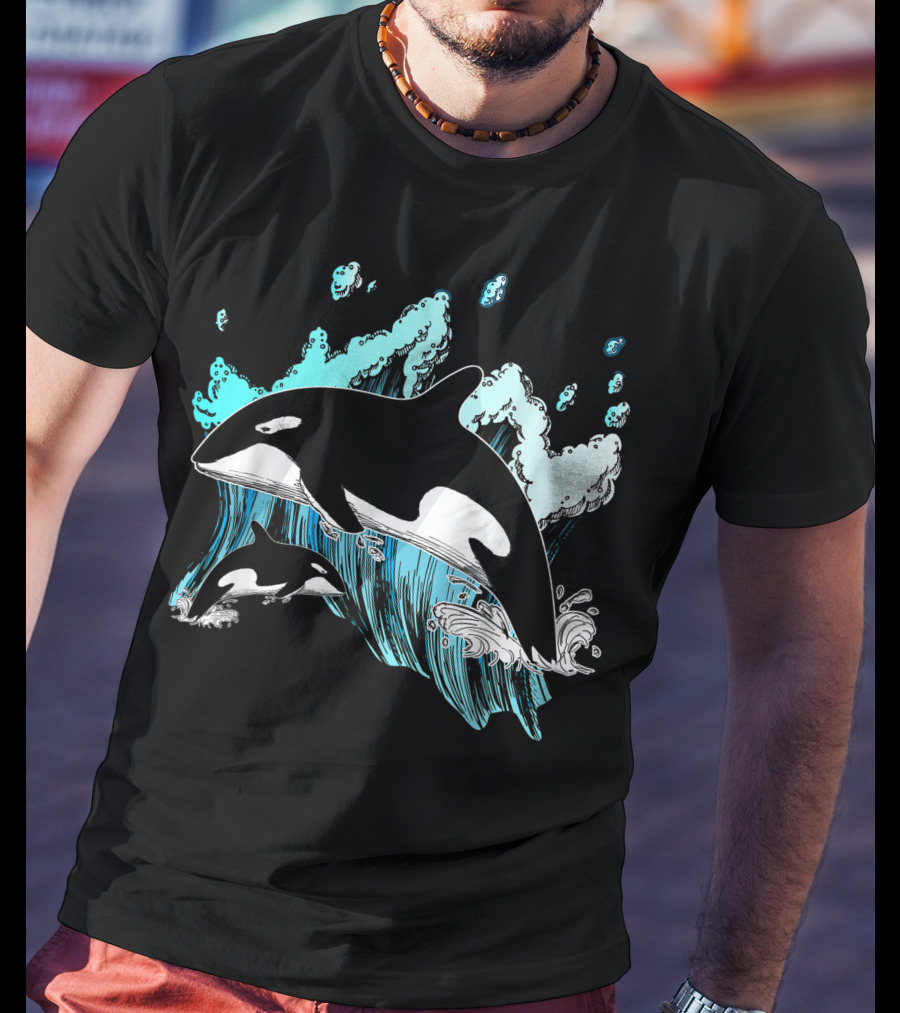 Killer Whale Ocean Lover Orca Splashing Waves Men's Gift Idea T-Shirt