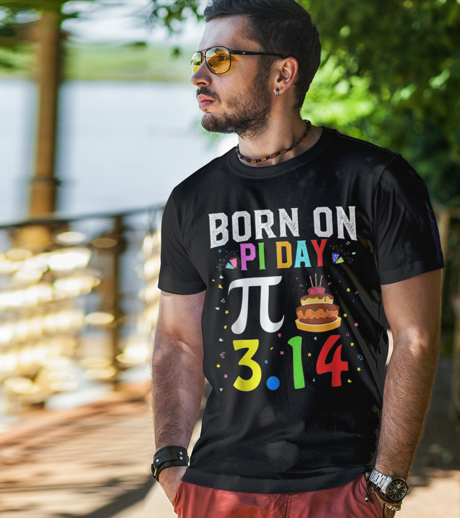 Born On Pi Day 3.14 March Birthday Celebration With Cake And Confetti T-Shirt