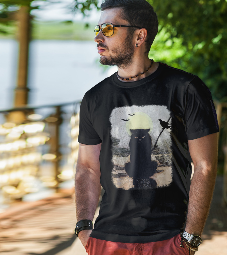 Moonlit Spooky Halloween Scary Black Cat With Bats And Crow T-Shirt