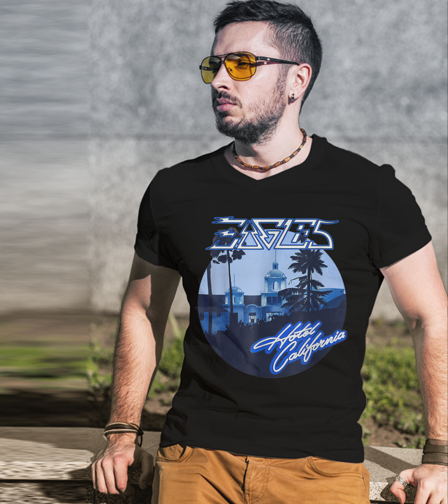 Eagles Hotel California Retro Vintage Band Music T-Shirt