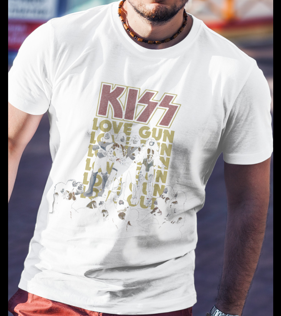 KISS Love Gun Band Members Iconic Album T-Shirt