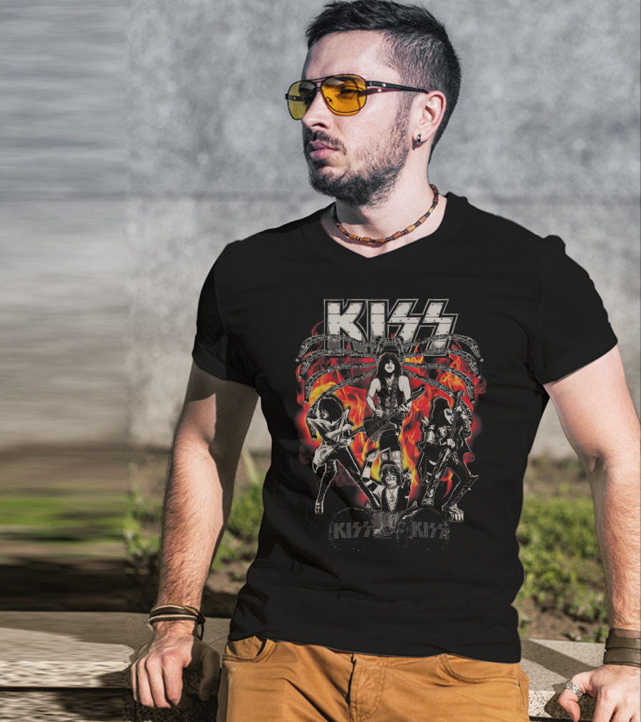 KISS Spider Stage Fiery Rock Band Performance T-Shirt