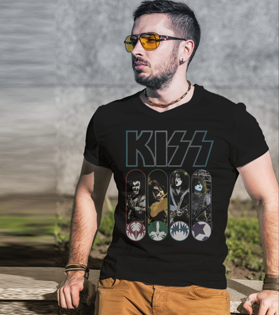 KISS Worldwide Band Members Iconic Makeup T-Shirt