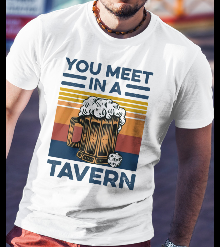 YOU MEET IN A TAVERN Beer Mug With D20 Dice And Vintage Stripes T-Shirt