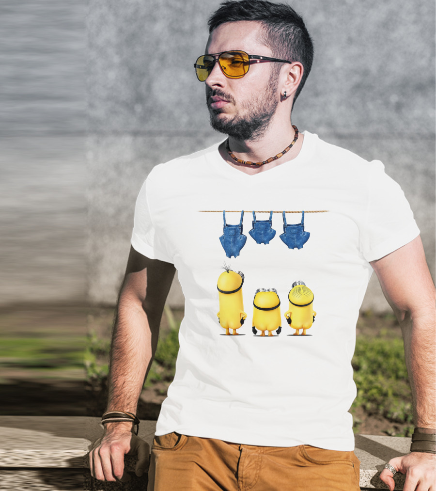 Minions Overalls Laundry Scene Despicable Me Fans T-Shirt