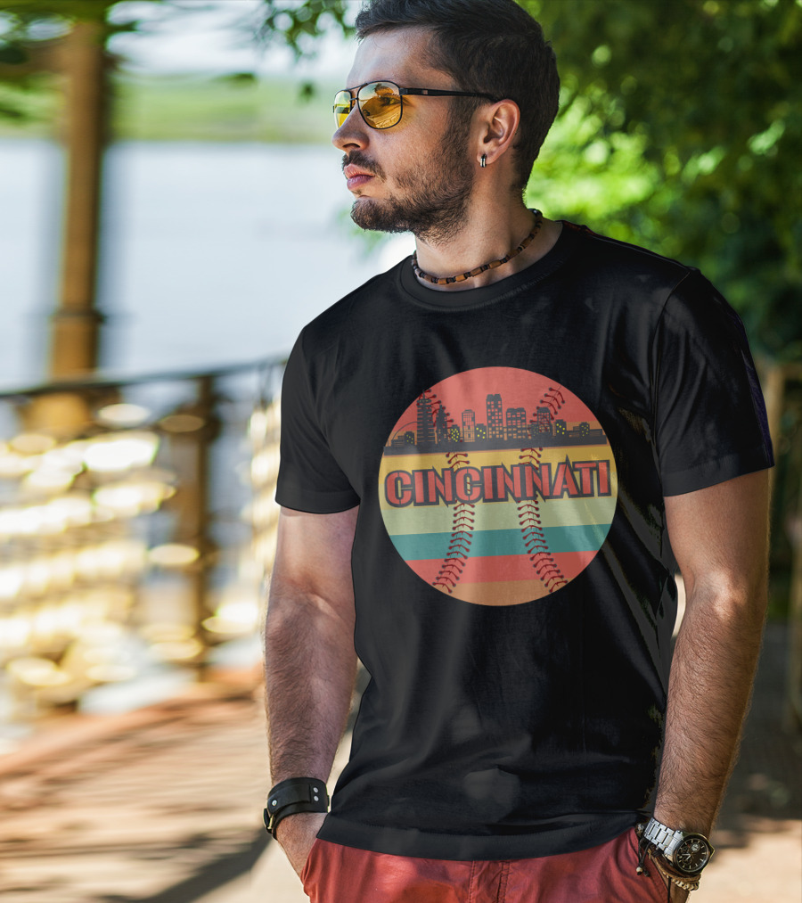 Cincinnati Skyline Vintage Baseball Cityscape Retro Stripes T-Shirt