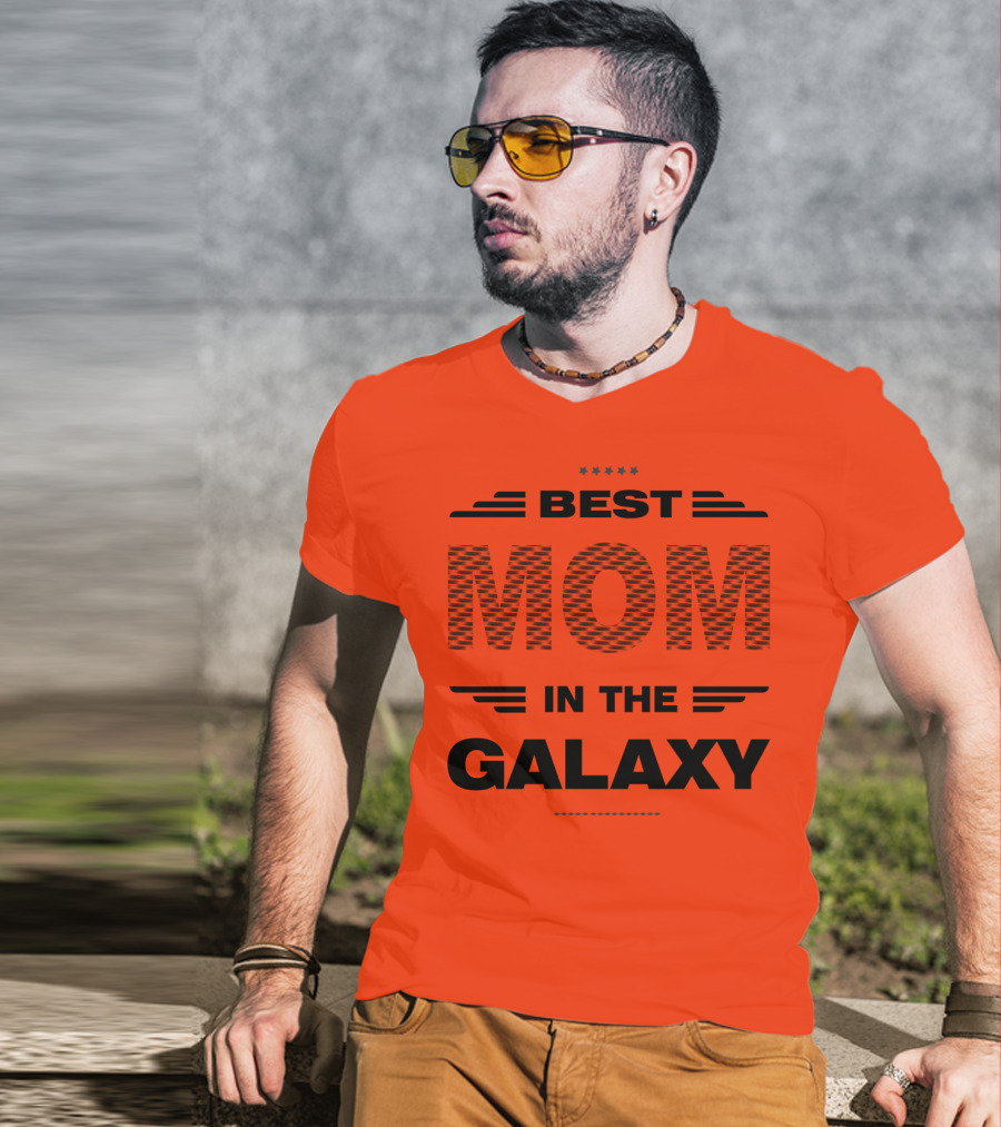 Best Mom IN The Galaxy T-Shirt