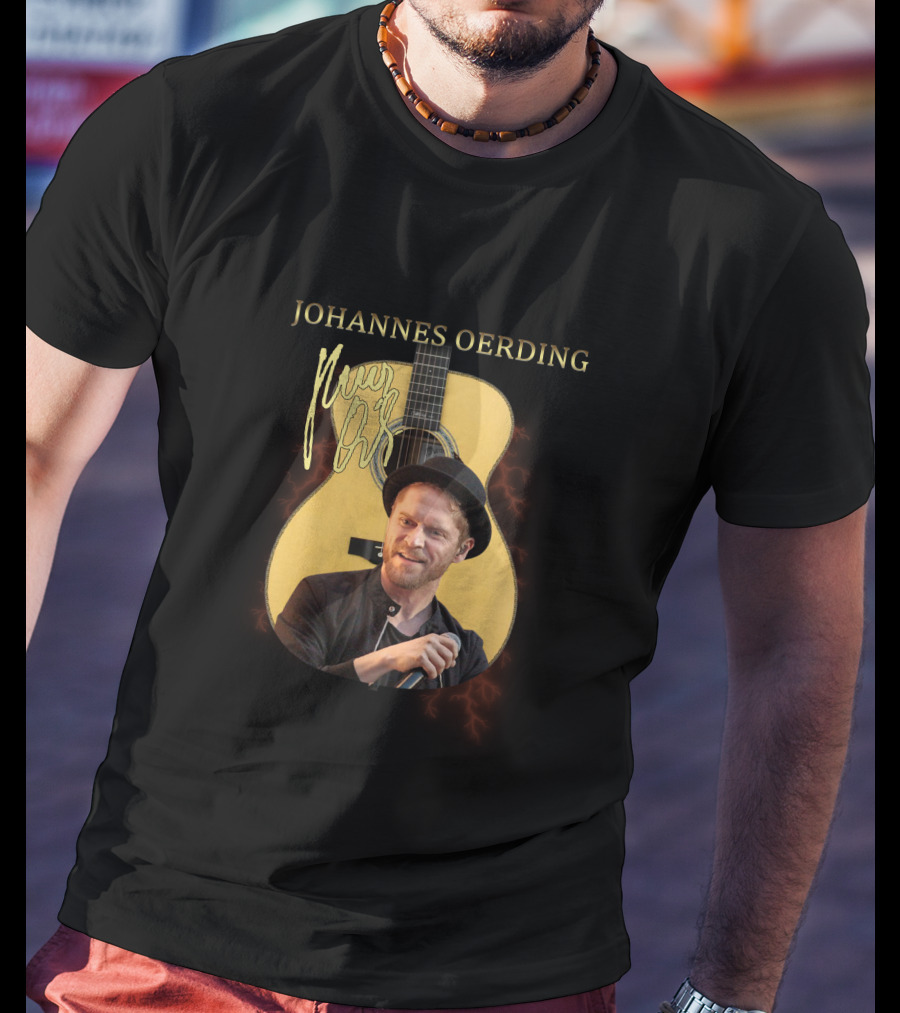 Johannes Oerding Signature Guitar With Lightning And Performance T-Shirt
