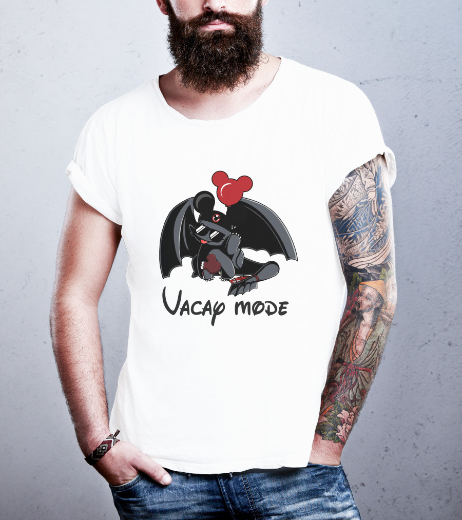Toothless Vacay Mode T-Shirt