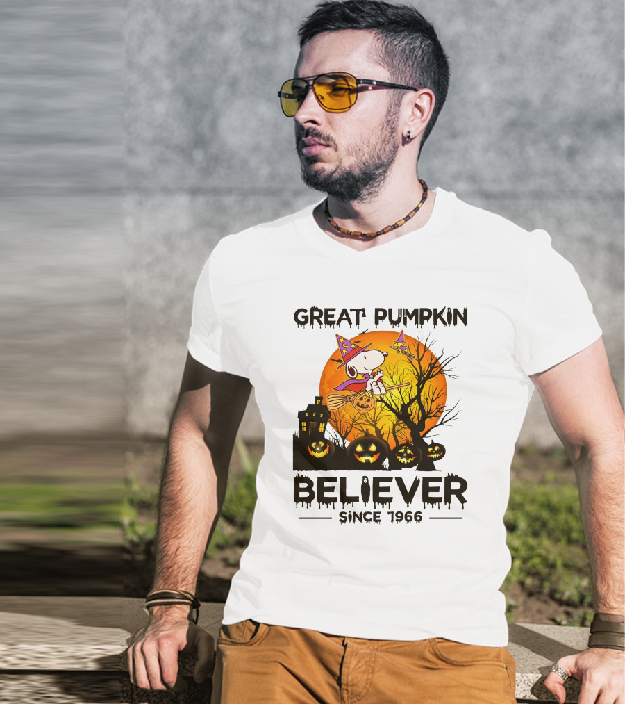 Great Pumpkin Believer Since 1966 Snoopy Halloween Scene T-Shirt