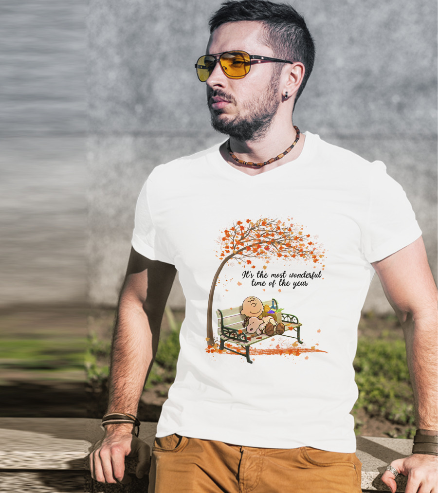 It's The Most Wonderful Time Of The Year Autumn Leaves Bench Scene T-Shirt