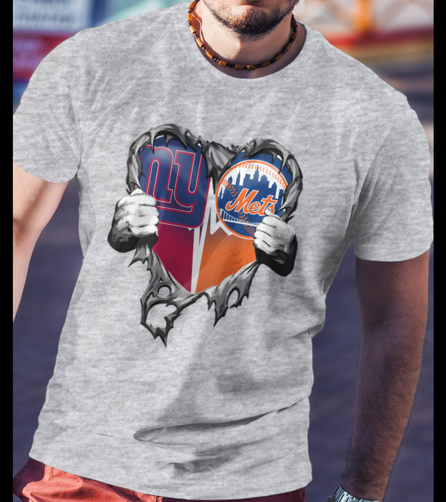 New York Giants Mets Heart Rip T-Shirt