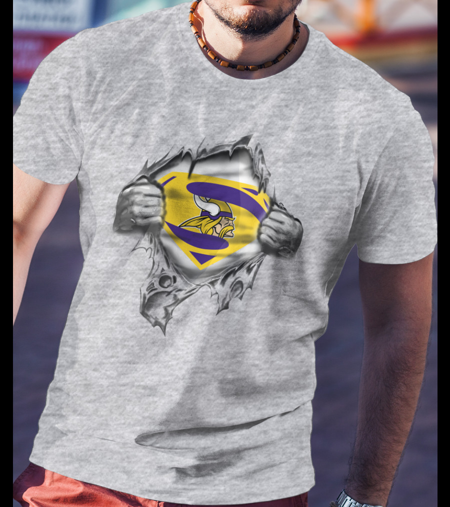 Superman Logo Viking Warrior Shield Torn Ripped Effect T-Shirt