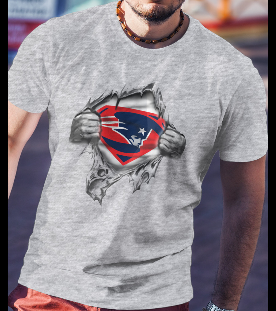 Super Hero Patriots Fan Logo Ripped Chest T-Shirt
