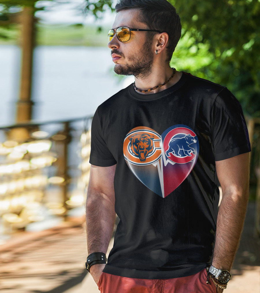 Chicago Bears And Cubs Split Heart TIM 008 T-Shirt