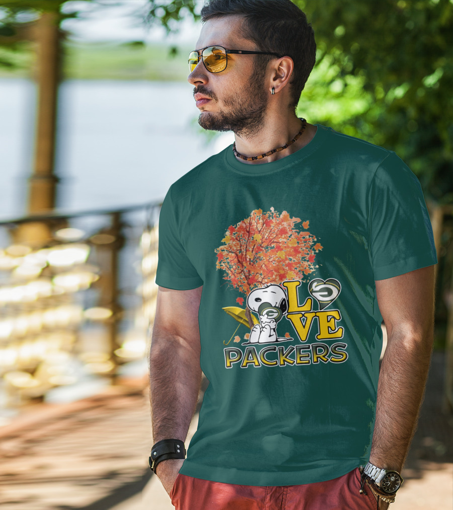 Love Packers Snoopy Green Bay Packers Autumn Tree T-Shirt