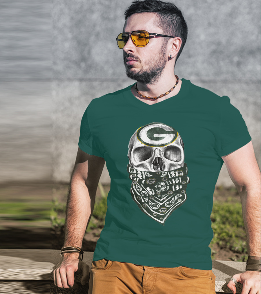 Green Bay Packers Skull With Bandana Featuring T-Shirt