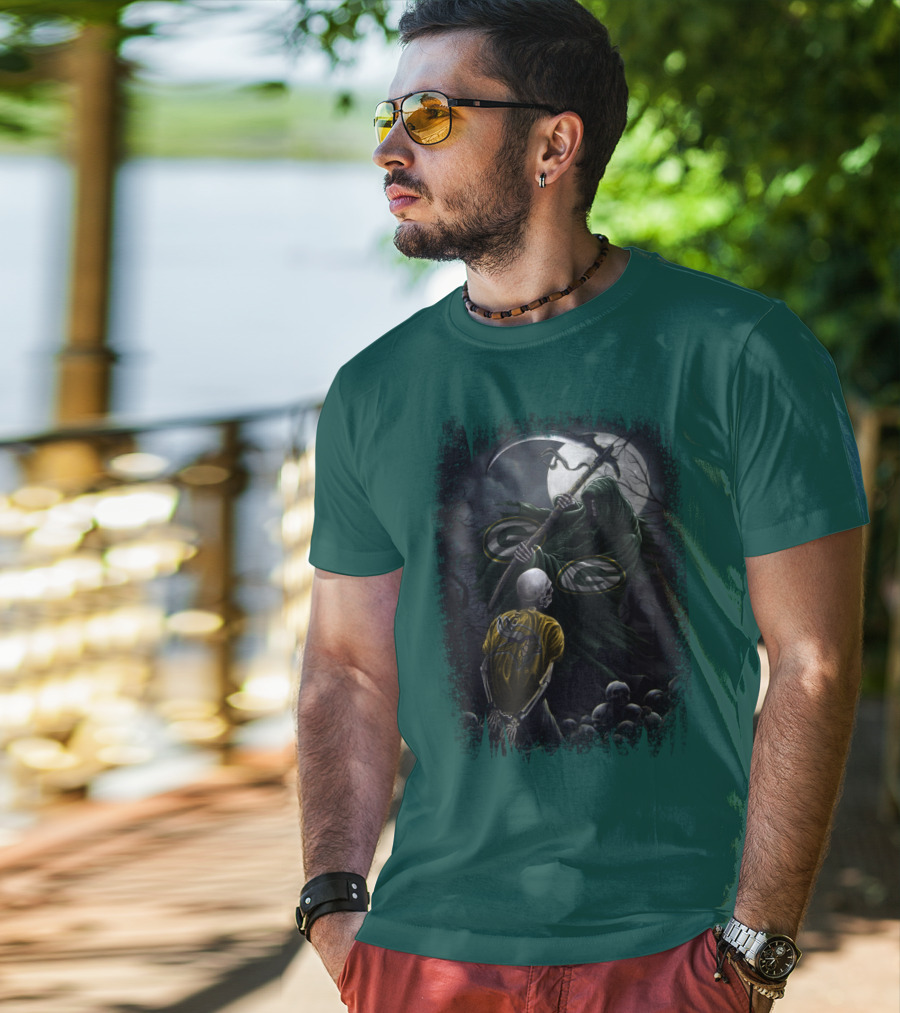 Green Bay Packers Grim Reaper Scene With Skeleton Under Moonlight T-Shirt
