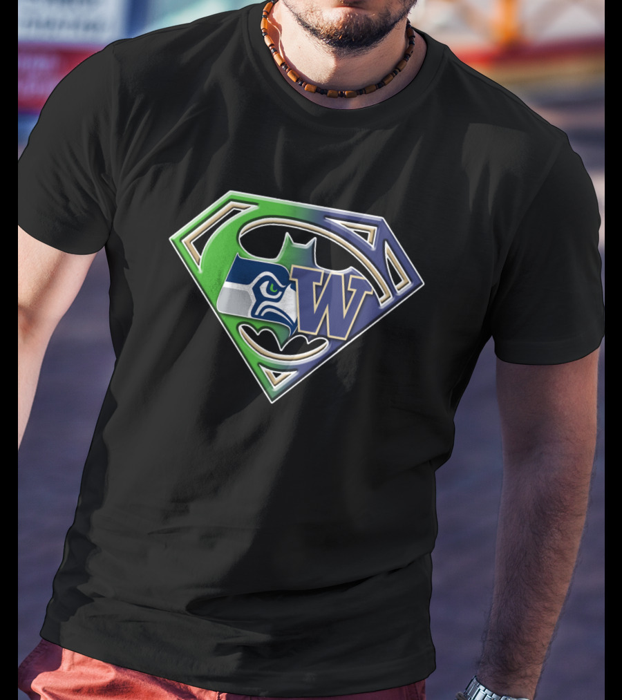 Superman Logo Seattle Seahawks Washington Huskies Bat 111 T-Shirt